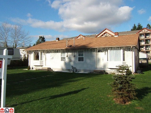 19829 - 19831 54TH AV - Langley City House/Single Family, 4 Bedrooms (F1109239)