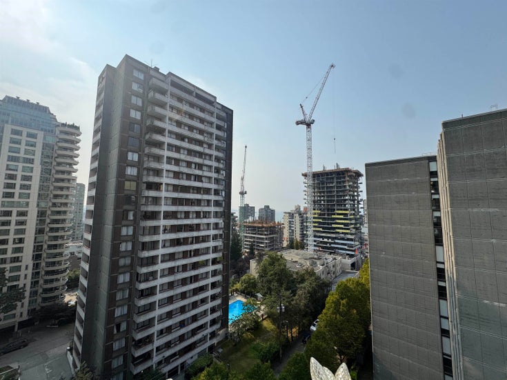 1202 - 1010 Burnaby Street - West End VW Apartment/Condo for Sale, 1 Bedroom (R3051931)