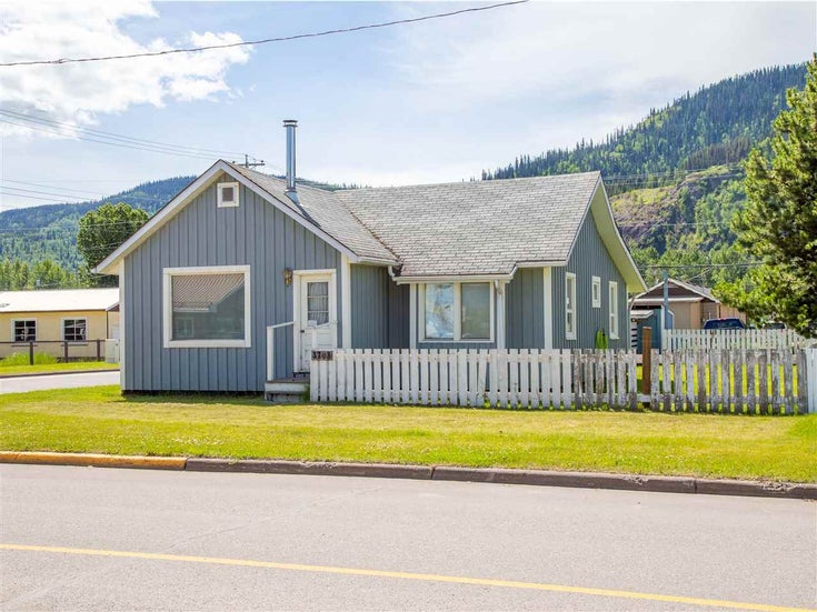 3703 Broadway Avenue - Smithers - Town HOUSE for sale, 2 Bedrooms (R2469825)