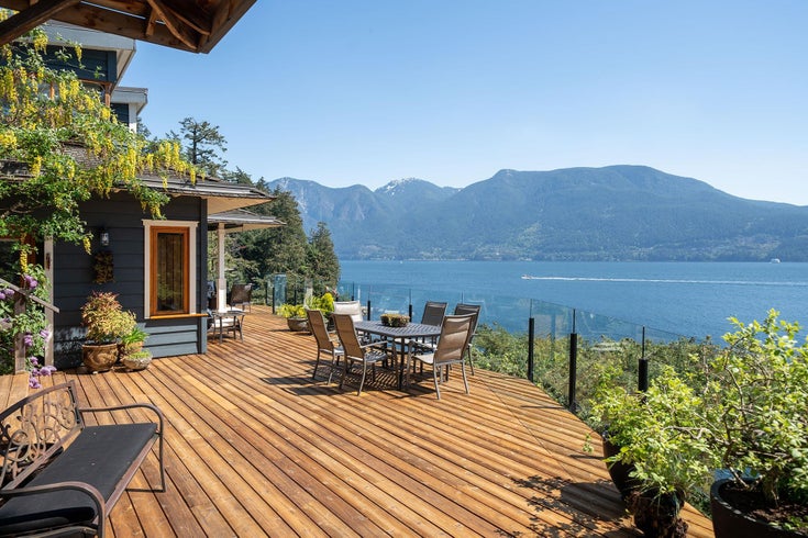 1477 Cleator Road - Bowen Island Single Family Residence for Sale, 2 Bedrooms (R2999626)
