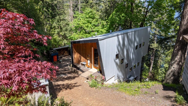 1283 Park Road - Bowen Island Single Family Residence for Sale, 1 Bedroom (R3001058)