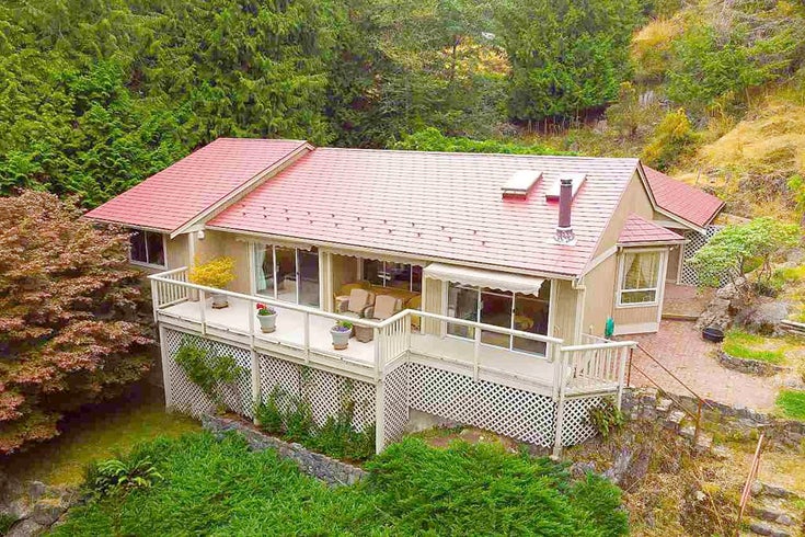 1228 Miller Road - Bowen Island House/Single Family, 3 Bedrooms (R2453311)