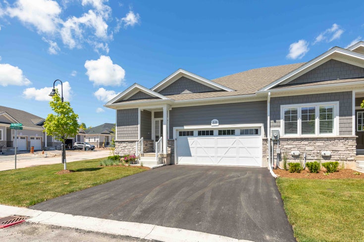 221 Ironwood Way, Georgian Bluffs, On N0H 1S0 - Georgian Bluffs detached-condo for Rent, 4 Bedrooms (X13248428	)