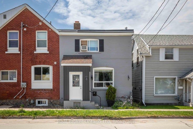 293 11th Street E - Owen Sound Semi-Detached  for Sale, 3 Bedrooms (X12119098)
