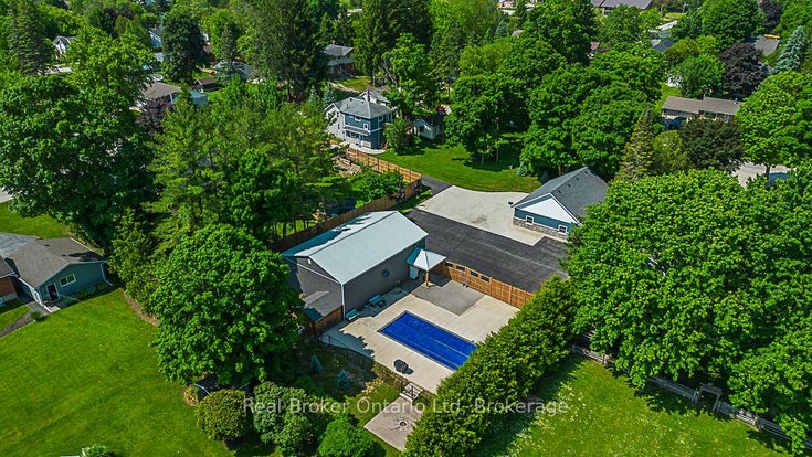 144 Loucks Lane - Chatsworth Detached for Sale, 3 Bedrooms (X12230434)