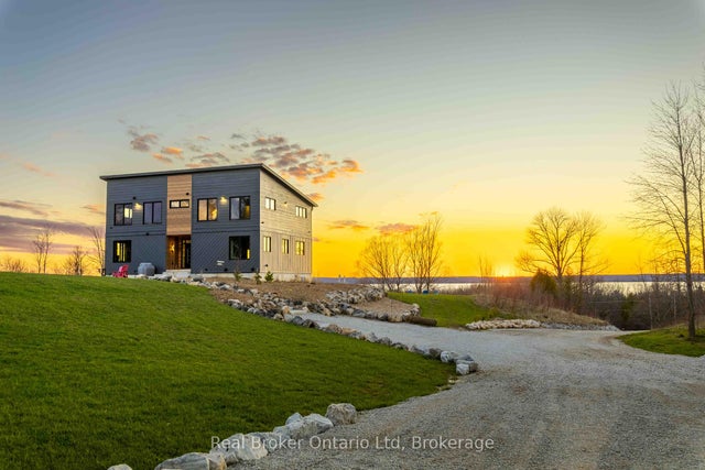 359801 Bayshore Road - Meaford Detached for Sale, 4 + 1 Bedrooms (X12251639)