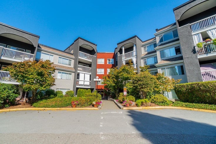 111 5700 200 STREET - Langley City Apartment/Condo for sale, 1 Bedroom (R2771626)