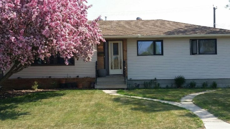 9831 68 Street - Edmonton Detached Single Family, 2 Bedrooms (E4030037)