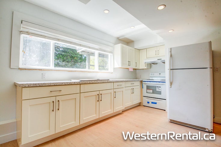 4493 45A St. Delta - Port Guichon Single Family Residence, 5 Bedrooms 