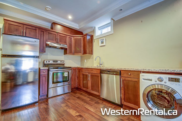 Rented-Basement-2737 14TH AVE W VANCOUVER V6K 2X1 - Arbutus Single Family Residence, 1 Bedroom 