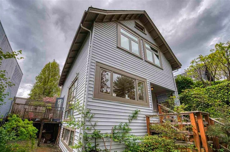 2321 Yew Street - Kitsilano House/Single Family for sale, 4 Bedrooms (R2593944)