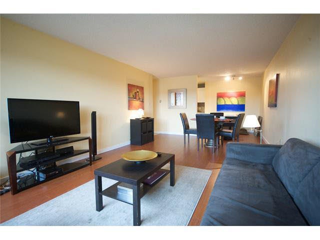 206 236 W 2nd Street - Lower Lonsdale Apartment/Condo, 1 Bedroom (V935995)