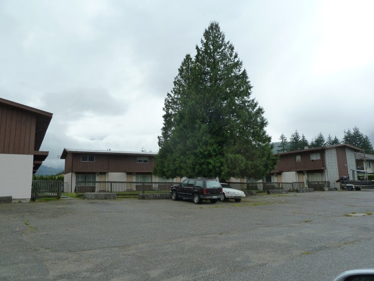 480 Thacker Avenue, Hope BC - Hope COMM(C8016123)