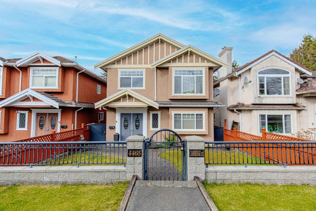 4465 Cambridge Street - Vancouver Heights Single Family Residence for Sale, 5 Bedrooms (R2978995)