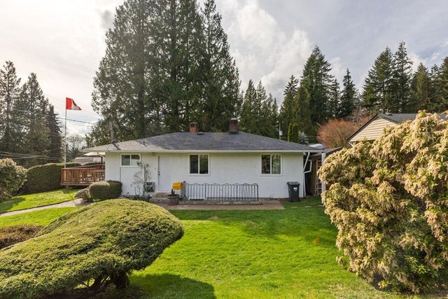 3820 Calder Avenue - Upper Lonsdale Single Family Residence for Sale, 5 Bedrooms (R3028241)