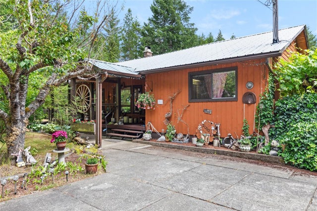 2000 Dorman Rd - PQ Qualicum North Single Family Residence for sale, 3 Bedrooms (977488)