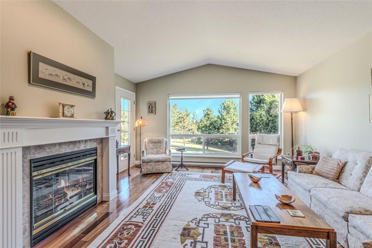 2663 Andover Rd - PQ Fairwinds Townhouse for Sale, 3 Bedrooms (989734)