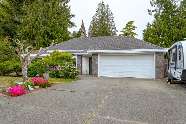 600 Nassau Cres - PQ Qualicum Beach Single Family Residence for Sale, 3 Bedrooms (1000193)