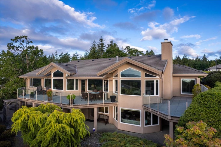 3505 Carmichael Rd - PQ Fairwinds Single Family Residence for Sale, 4 Bedrooms (1006758)