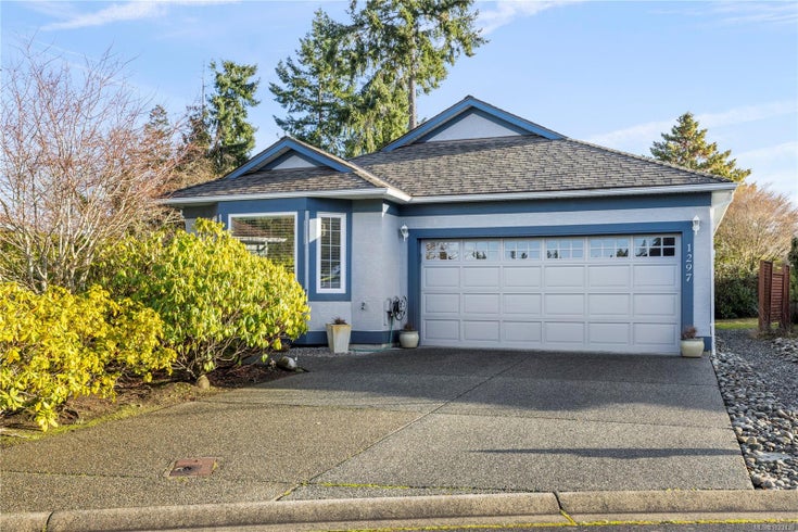 1297 Oceanside Dr - PQ Qualicum Beach Single Family Residence for Sale, 2 Bedrooms (1023139)