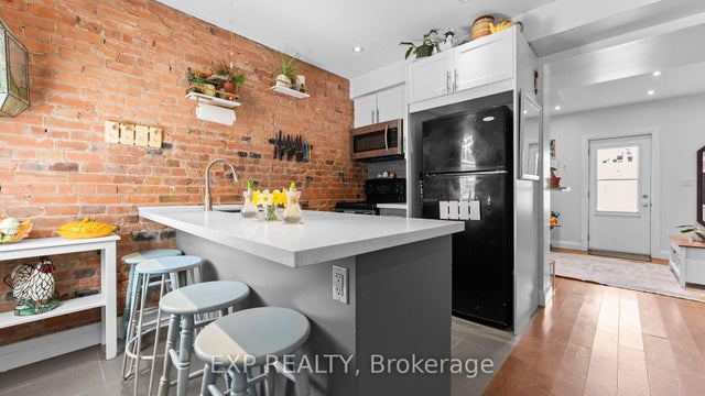 3224 Steeles Avenue W - 1035 - OM Old Milton Att/Row/Townhouse for Sale, 2 Bedrooms (W12126586)