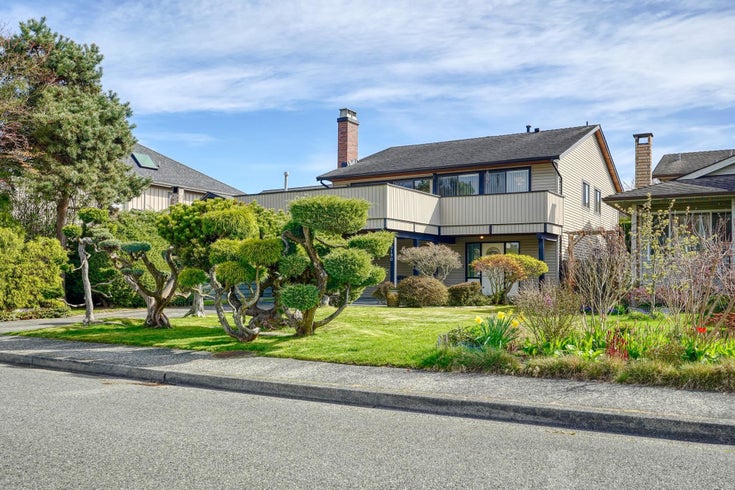 10180 Defoe Street - Woodwards Single Family Residence for Sale, 4 Bedrooms (R2993299)