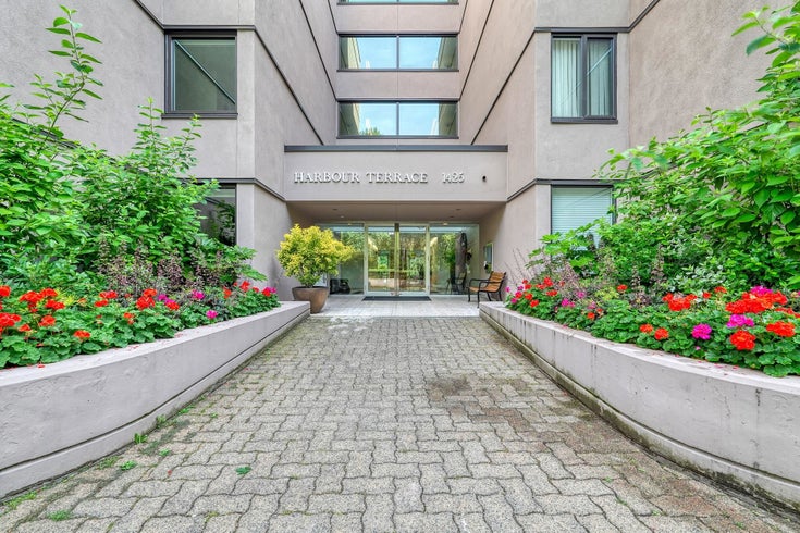 41 - 1425 Lamey's Mill Road - False Creek Apartment/Condo for Sale, 2 Bedrooms (R3036621)