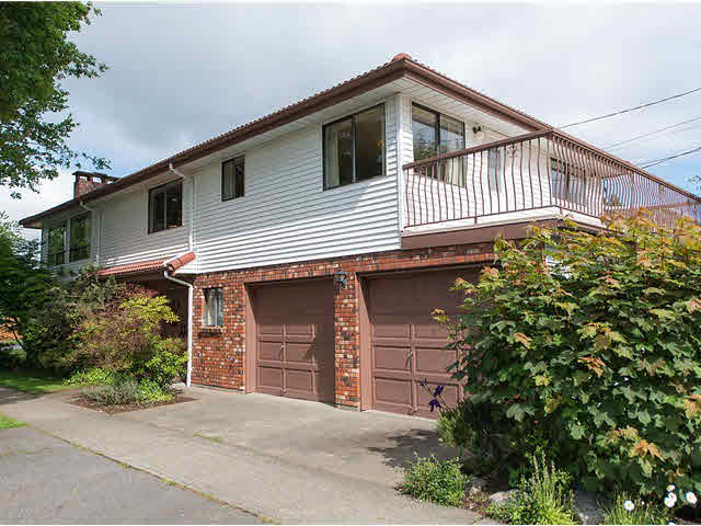 759 E 47th Avenue - Fraser VE House/Single Family, 5 Bedrooms (V1068133)