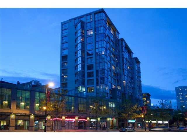 602 1177 Pacific Boulevard - Yaletown Apartment/Condo, 2 Bedrooms (V826022)