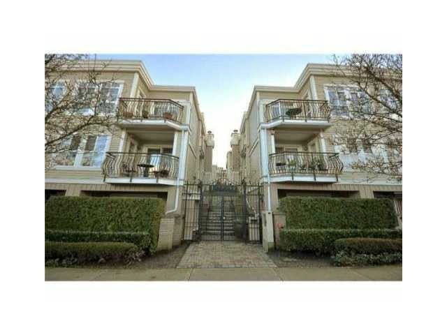 310 678 W 7th Avenue - Fairview VW Townhouse, 2 Bedrooms (V1050266)