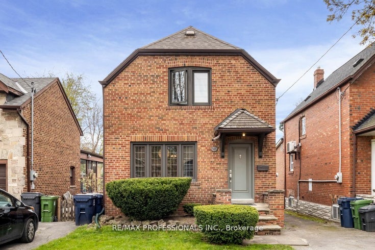 921 Royal York Rd - Stonegate-Queensway Detached, 2 Bedrooms (W8341464)