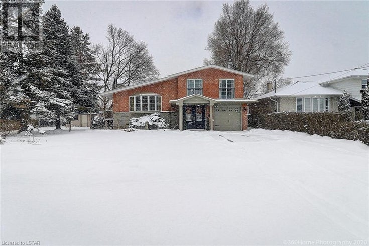 129 WYNDCLIFF CRESCENT - Toronto House for sale, 4 Bedrooms (244412)