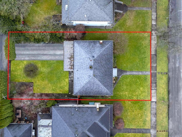 3870 W 3rd Avenue - Point Grey Single Family Residence for Sale, 3 Bedrooms (R2972219)