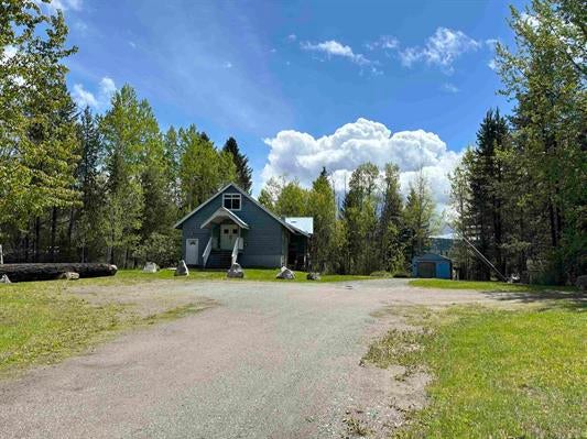 4569 CANIM HENDRIX LAKE ROAD - Fraser Canyon Single Family Residence for Sale, 5 Bedrooms (R2861488)