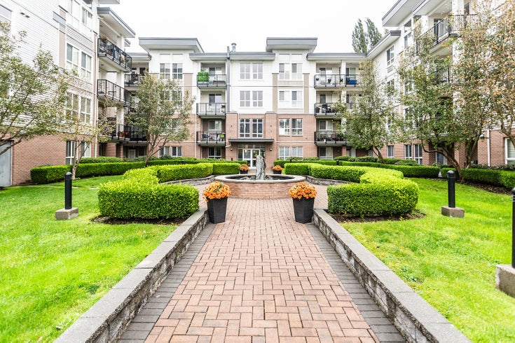 324 5430 201 STREET - Langley City Apartment/Condo for sale, 1 Bedroom (R2502310)