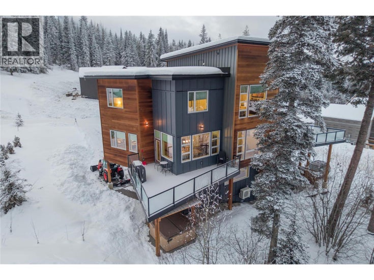 1637 THompson Crescent - Golden Duplex for Sale, 3 Bedrooms (10373982)