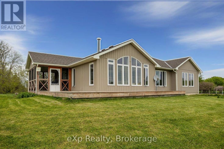 46304 OLD MAIL ROAD - Meaford Unknown for Sale, 2 Bedrooms (X12205841)