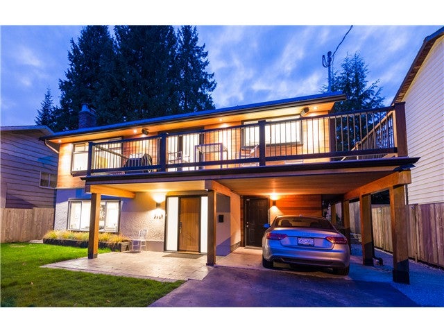 3367 BAIRD RD - Lynn Valley House/Single Family, 4 Bedrooms (V1112043)