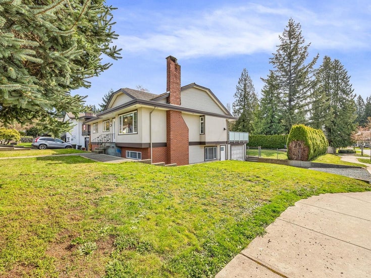 696 Accacia Avenue - Coquitlam West Single Family Residence, 5 Bedrooms (R2987247)