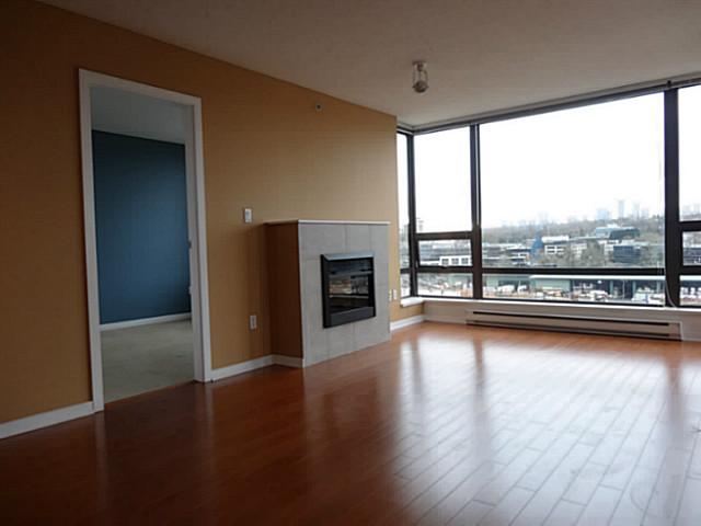 # 1004 4178 DAWSON ST - Brentwood Park Apartment/Condo, 2 Bedrooms (V1050657)