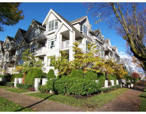 207 2755 Maple Street - Kitsilano Apartment/Condo, 2 Bedrooms (V749968)