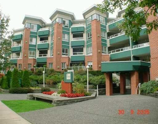 304 128 W 8th Street - Central Lonsdale Apartment/Condo, 2 Bedrooms (V567951)