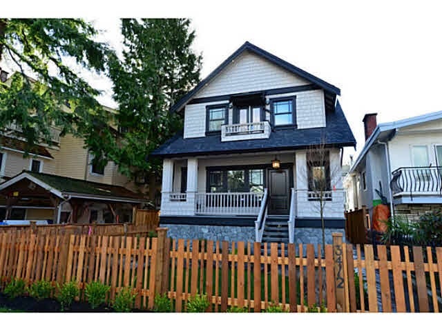 3412 W 3RD AVENUE - Kitsilano Townhouse, 3 Bedrooms (V1067301)