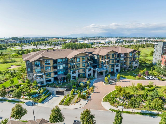 305 4977 SPRINGS BOULEVARD - Tsawwassen North Apartment/Condo for sale, 3 Bedrooms (R2712804)