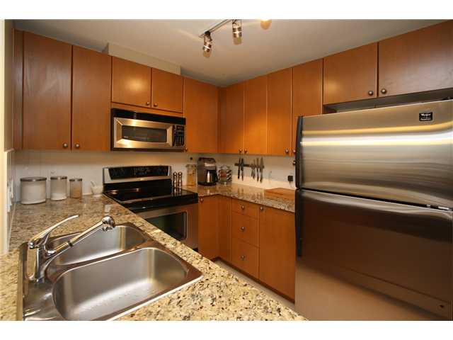 # 1208 610 VICTORIA ST - Downtown NW Apartment/Condo for sale, 1 Bedroom (V911088)