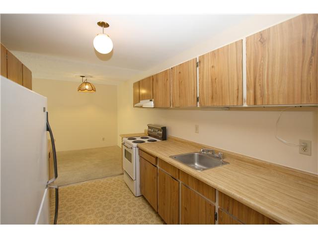 # 203 8391 BENNETT RD - Brighouse South Apartment/Condo, 2 Bedrooms (V957254)