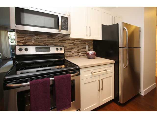 # 302 620 8TH AV - Uptown NW Apartment/Condo, 1 Bedroom (V971628)