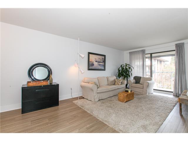 # 301 331 KNOX ST - Sapperton Apartment/Condo, 1 Bedroom (V1108140)