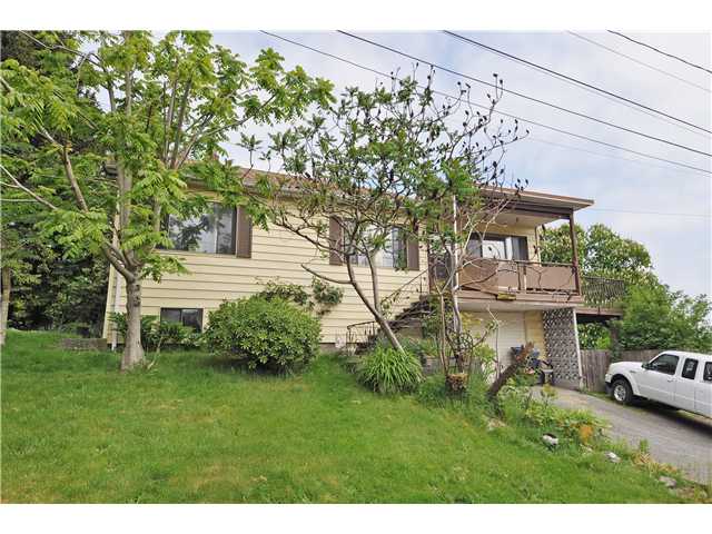 402 WILSON ST - Sapperton House/Single Family, 3 Bedrooms (V1116410)