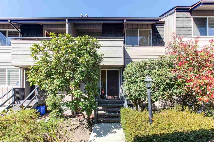 2379 MOUNTAIN HIGHWAY - Lynn Valley Townhouse for sale, 4 Bedrooms (R2355321)